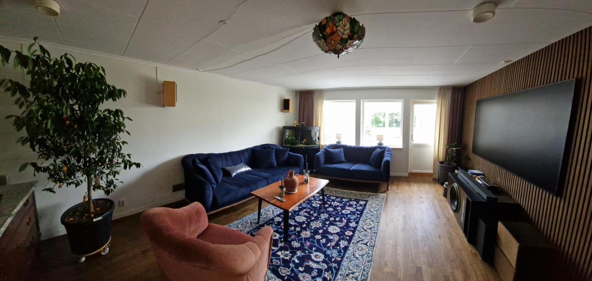 Bla Rummet - Rum Naera Bad Och Centrum - Saengklaeder & Handdukar Ingar Färjestaden Exterior foto